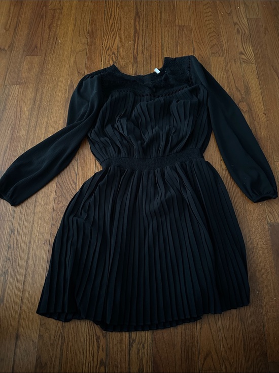 Avec Les Filles Dresses & Skirts - Avec les filles dress black lace pleated L